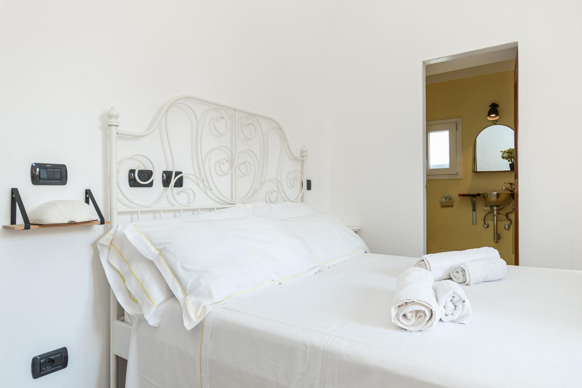 Spacious 3-bedroom - 10 Min To Center & 5 Min To Gaslini Hospital