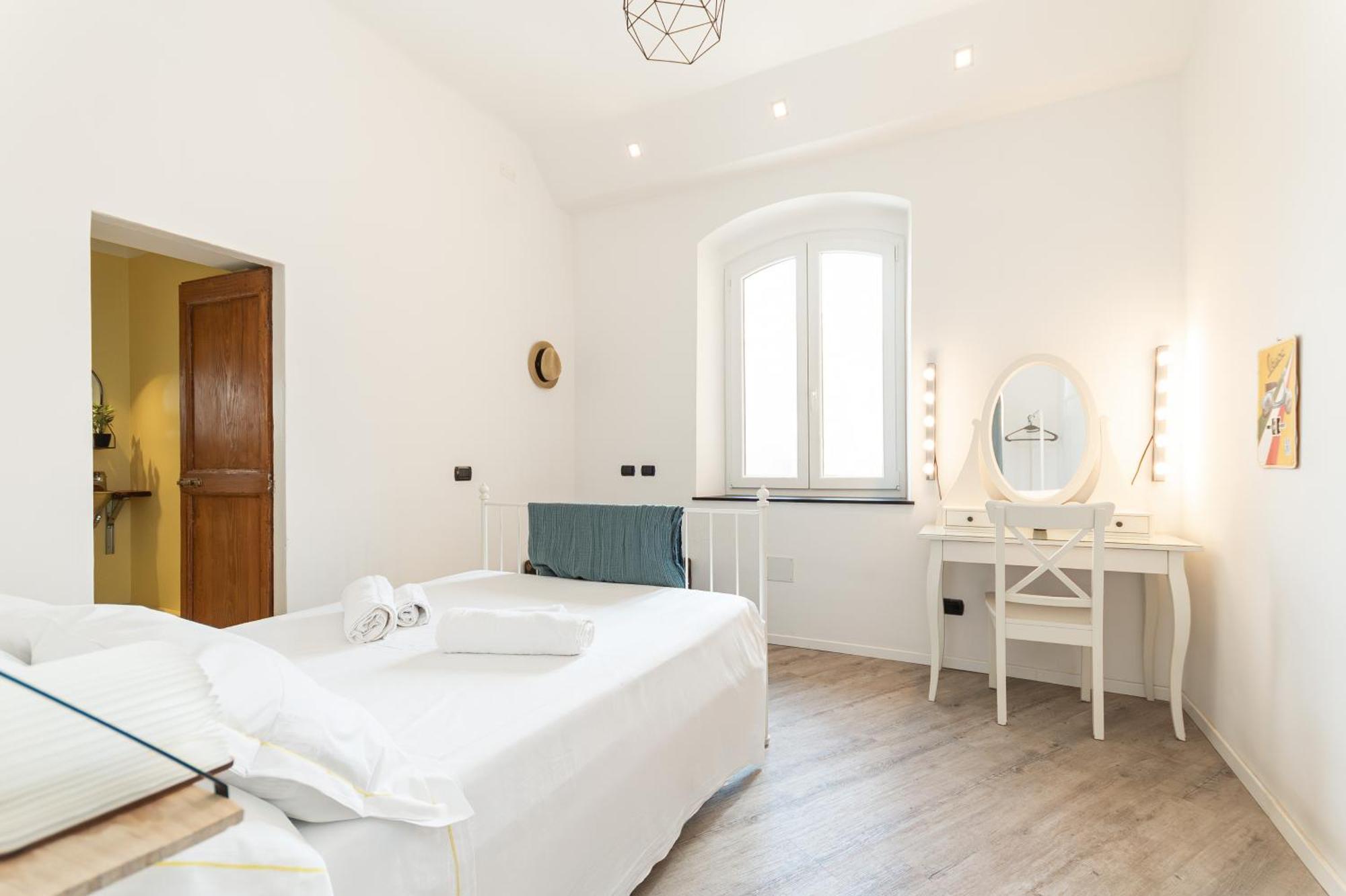 Spacious 3-bedroom - 10 Min To Center & 5 Min To Gaslini Hospital Genua