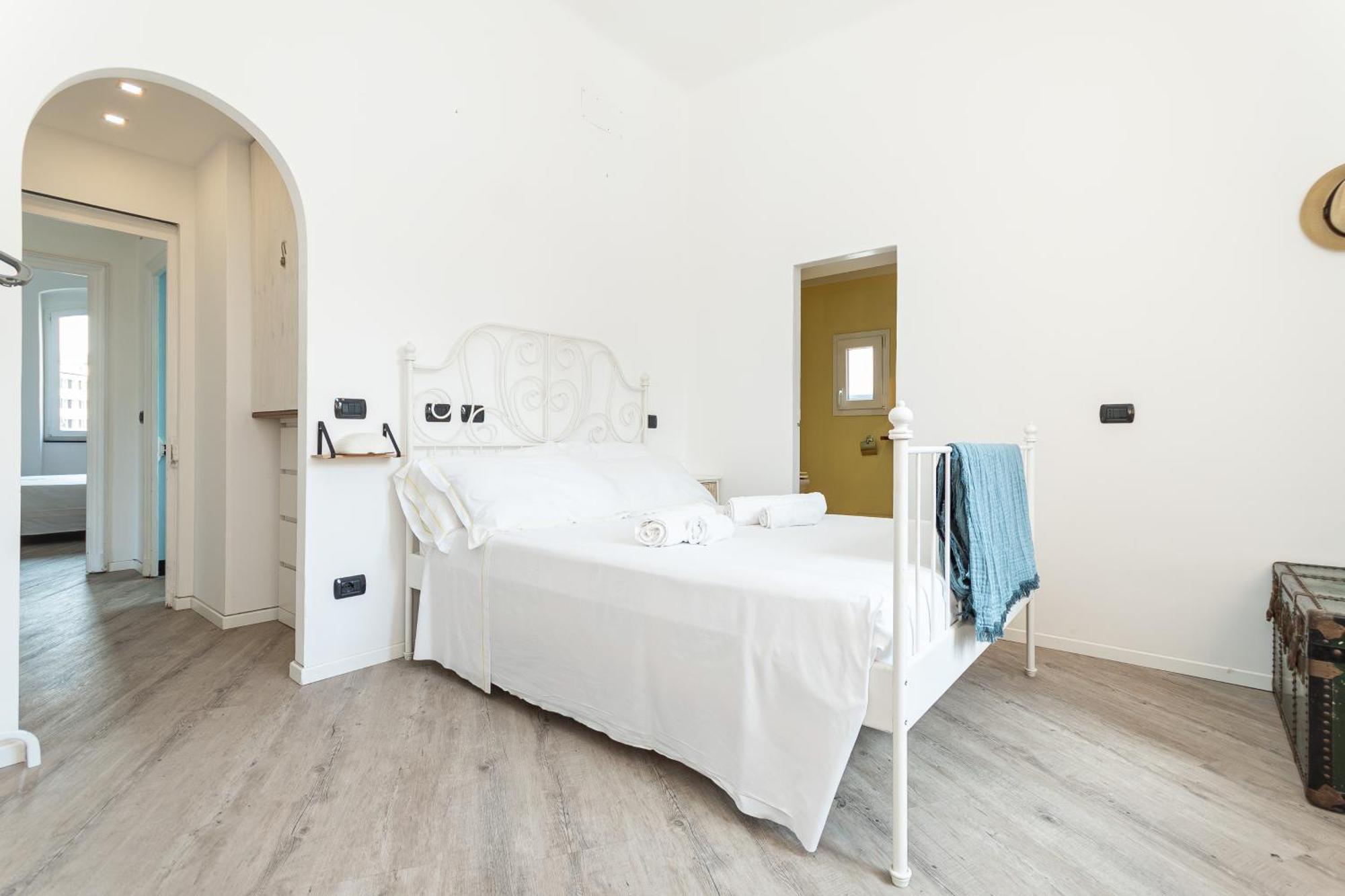 Apartment Spacious 3-bedroom - 10 Min To Center & 5 Min To Gaslini Hospital *